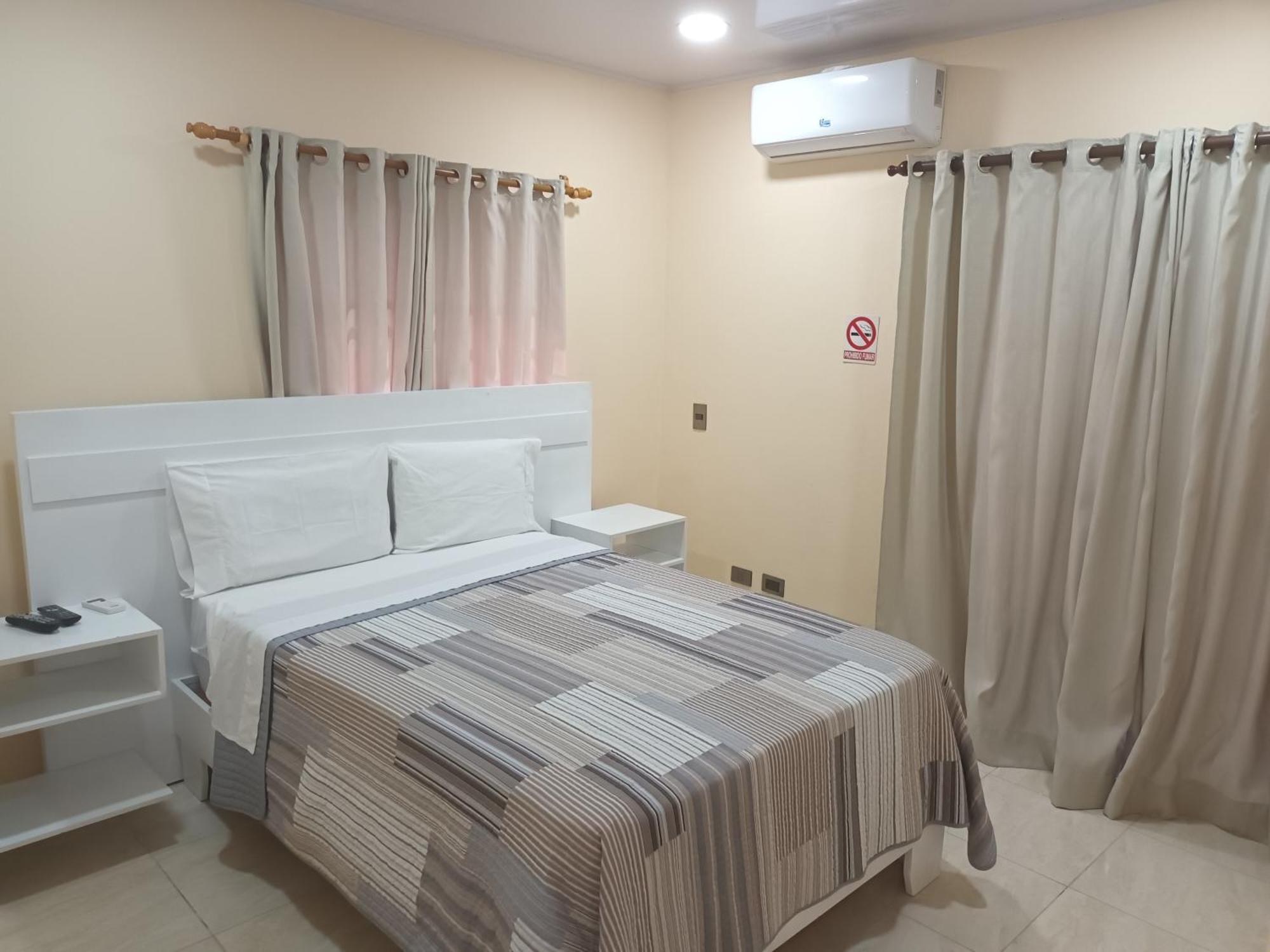 Apartahotel Macadana Nagua Exterior photo